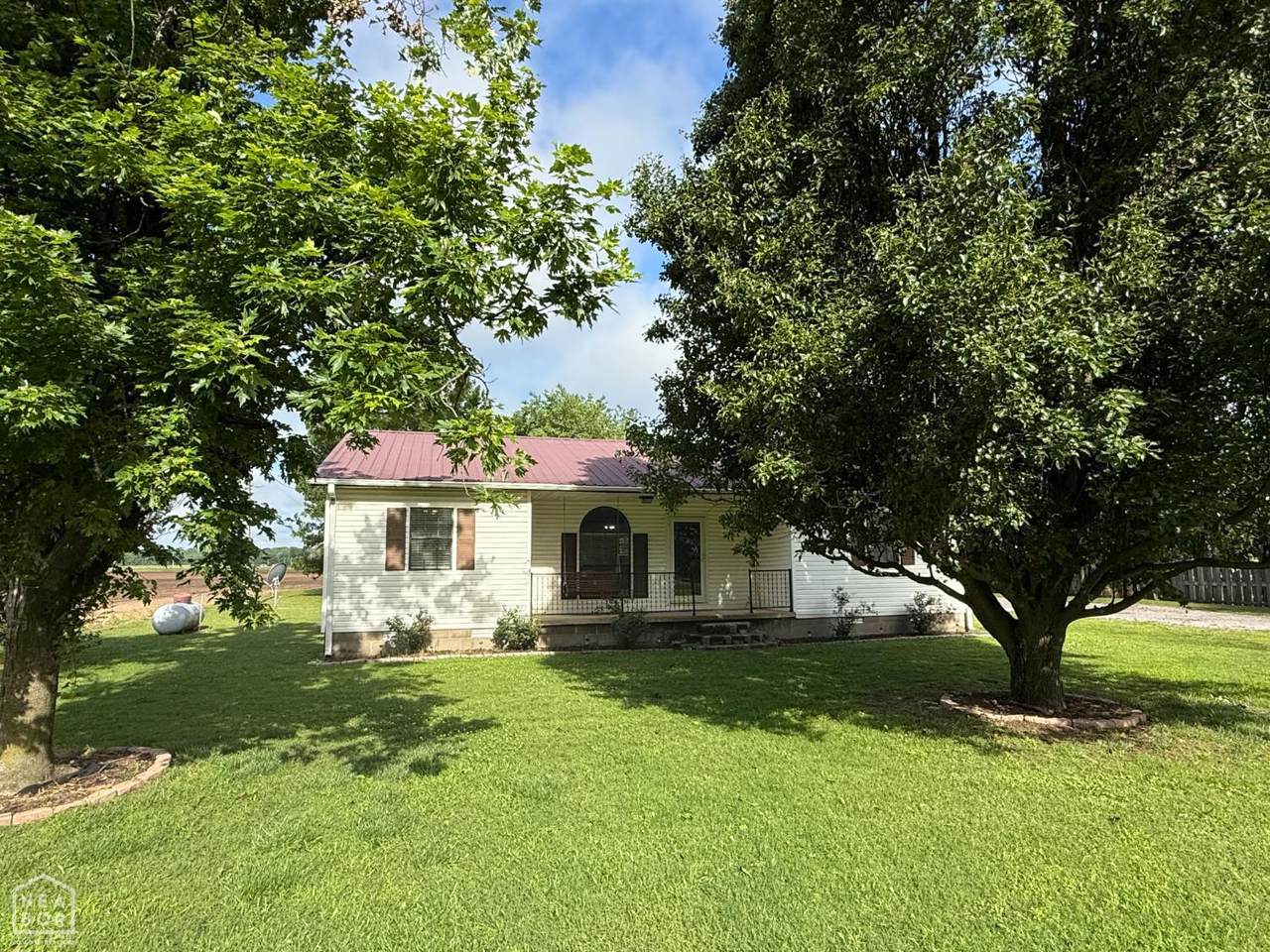 2572 County Road 837 - Photo 1
