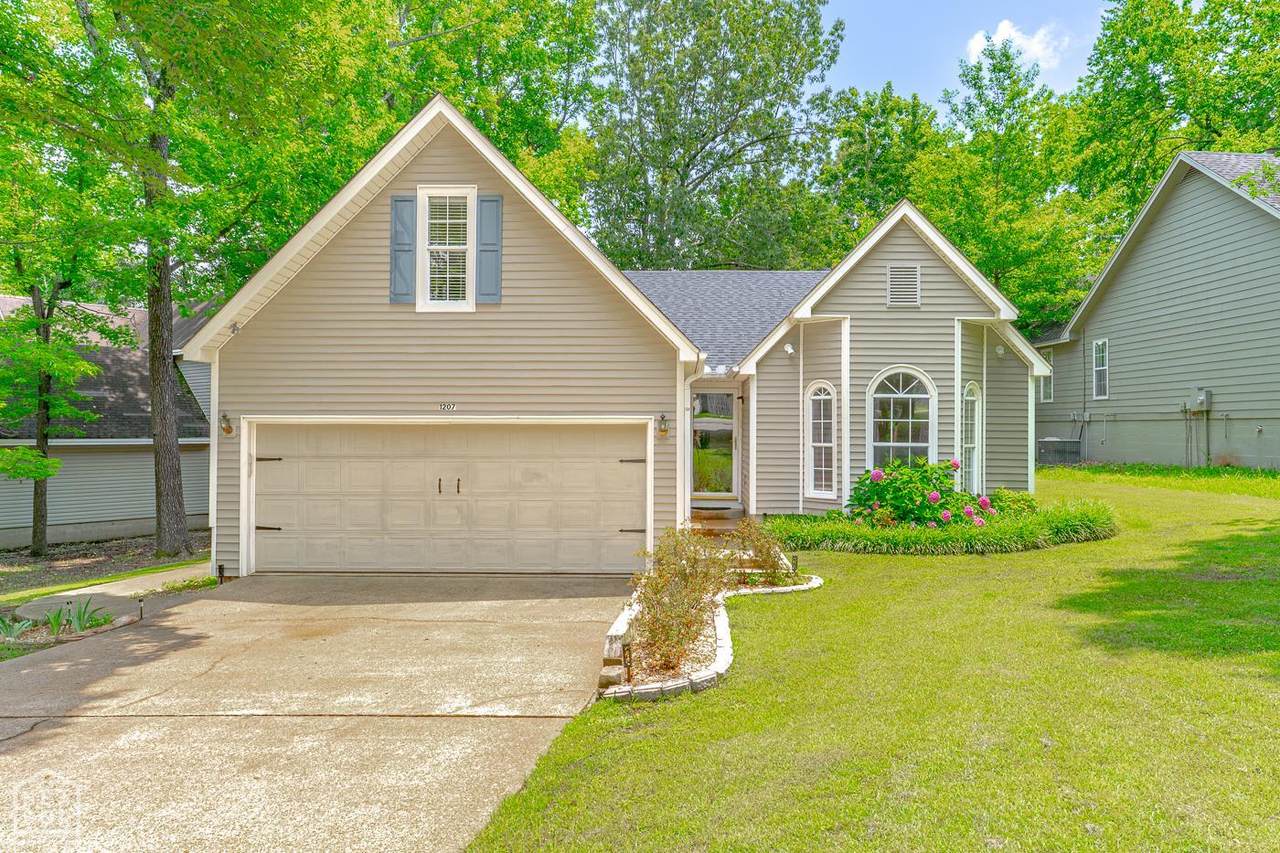 1207 Hunters Run Cove - Photo 1