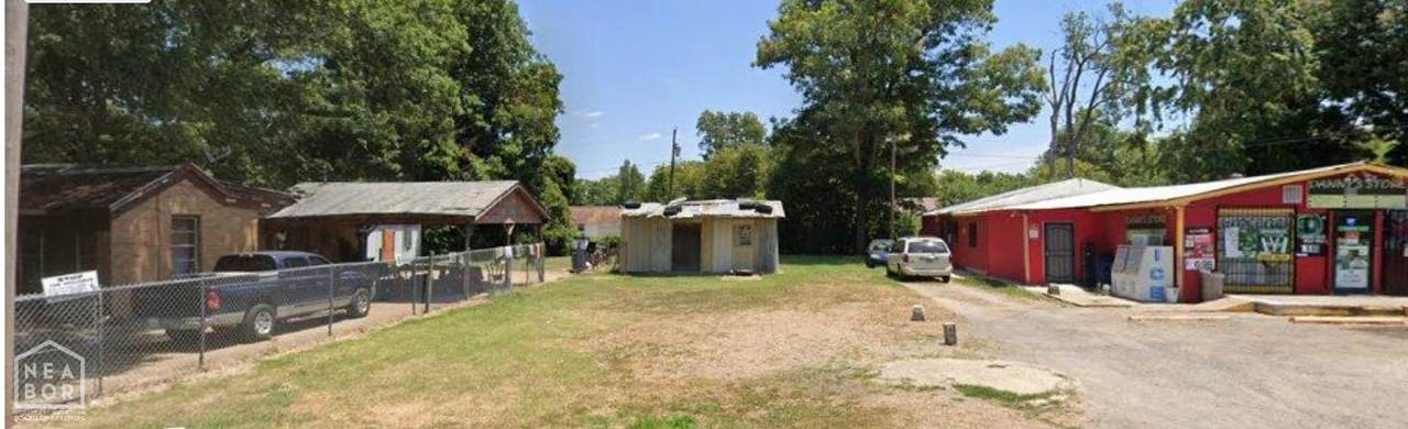 916 21st Street - Photo 1