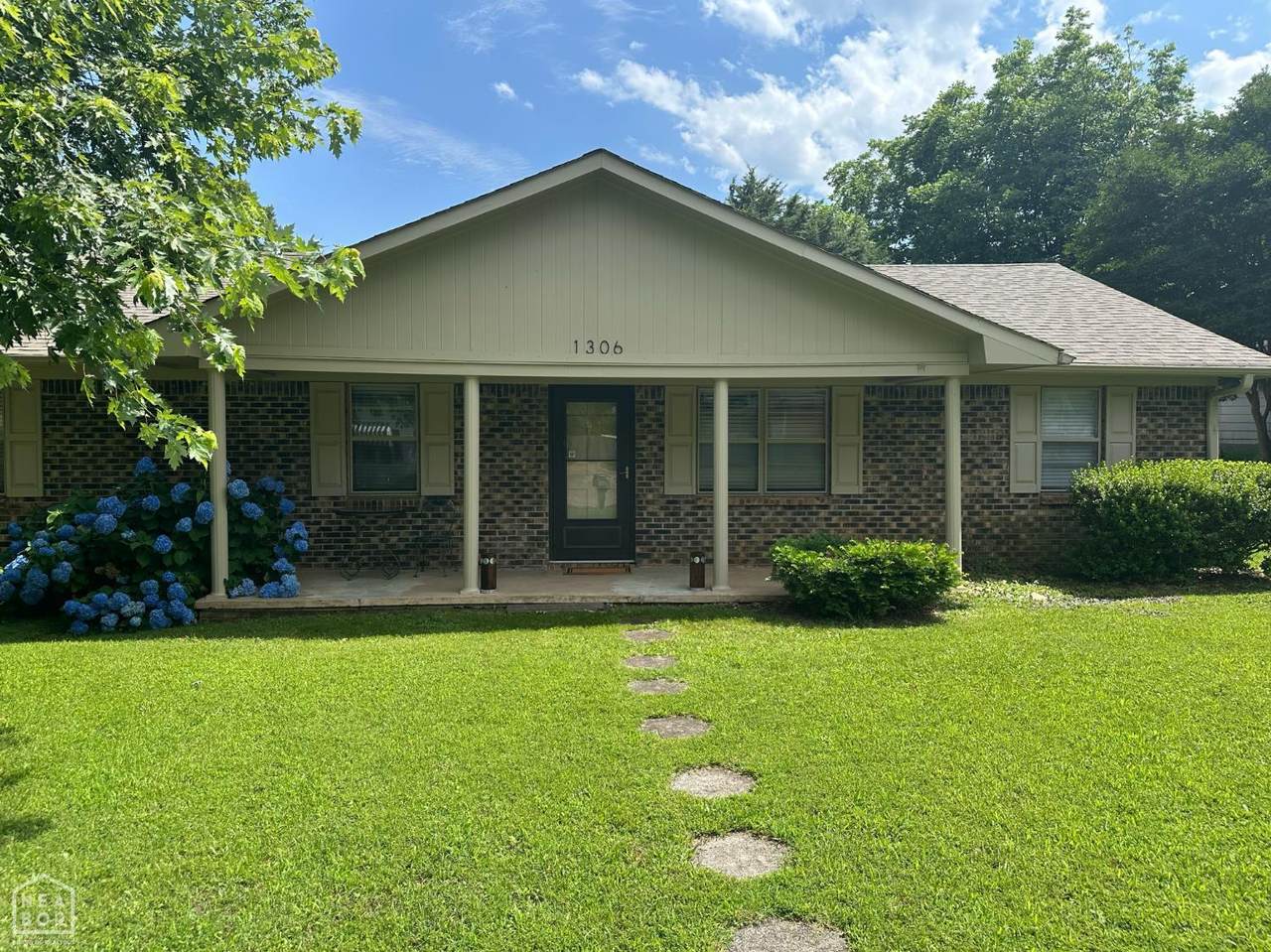 1306 Emerson Street - Photo 1