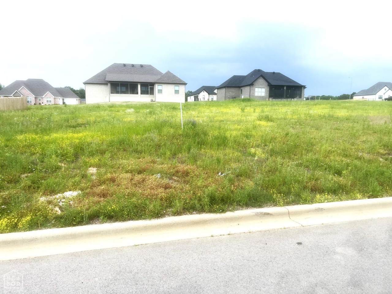 1503 S 30th St - Photo 1