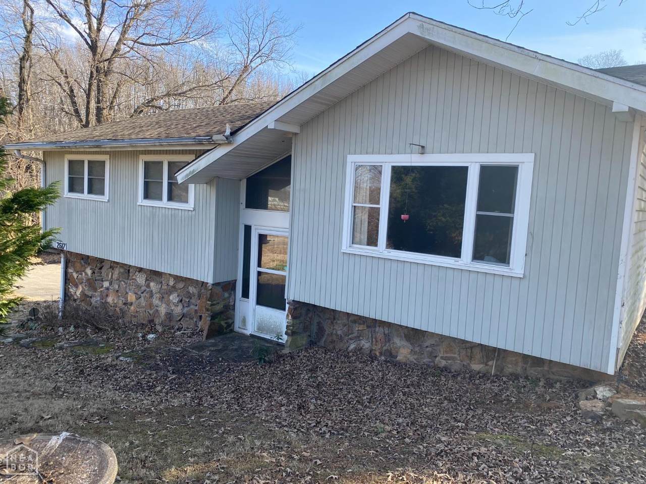 2617 Matthews Avenue - Photo 1