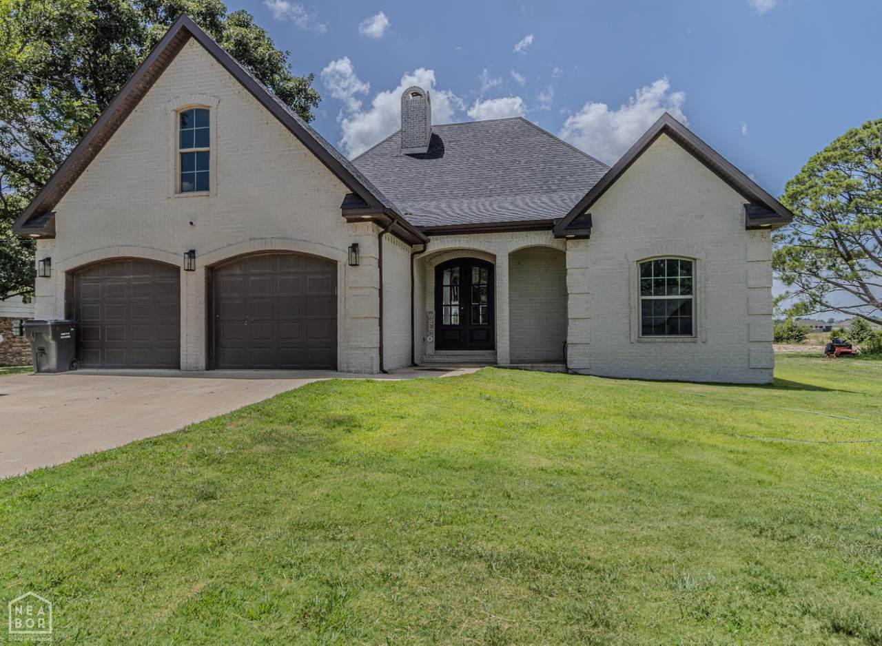 3913 Willow Road - Photo 1