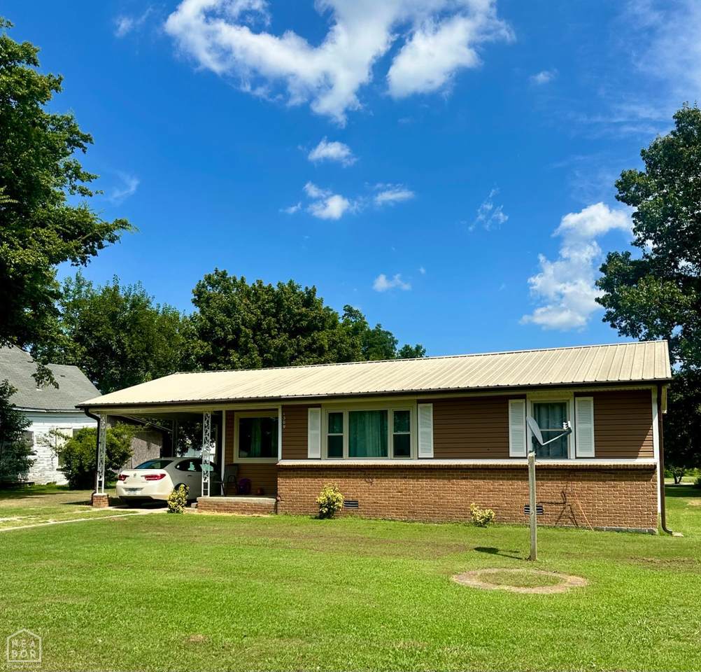 1309 Maple Street - Photo 1