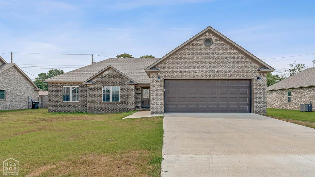 117 Pecan - Photo 1