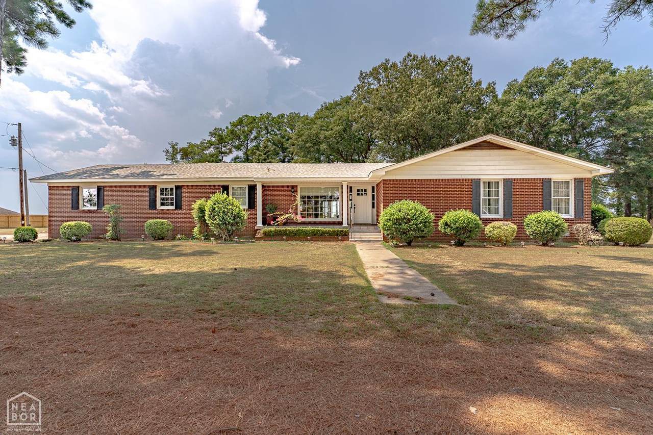 809 Hickory Road - Photo 1