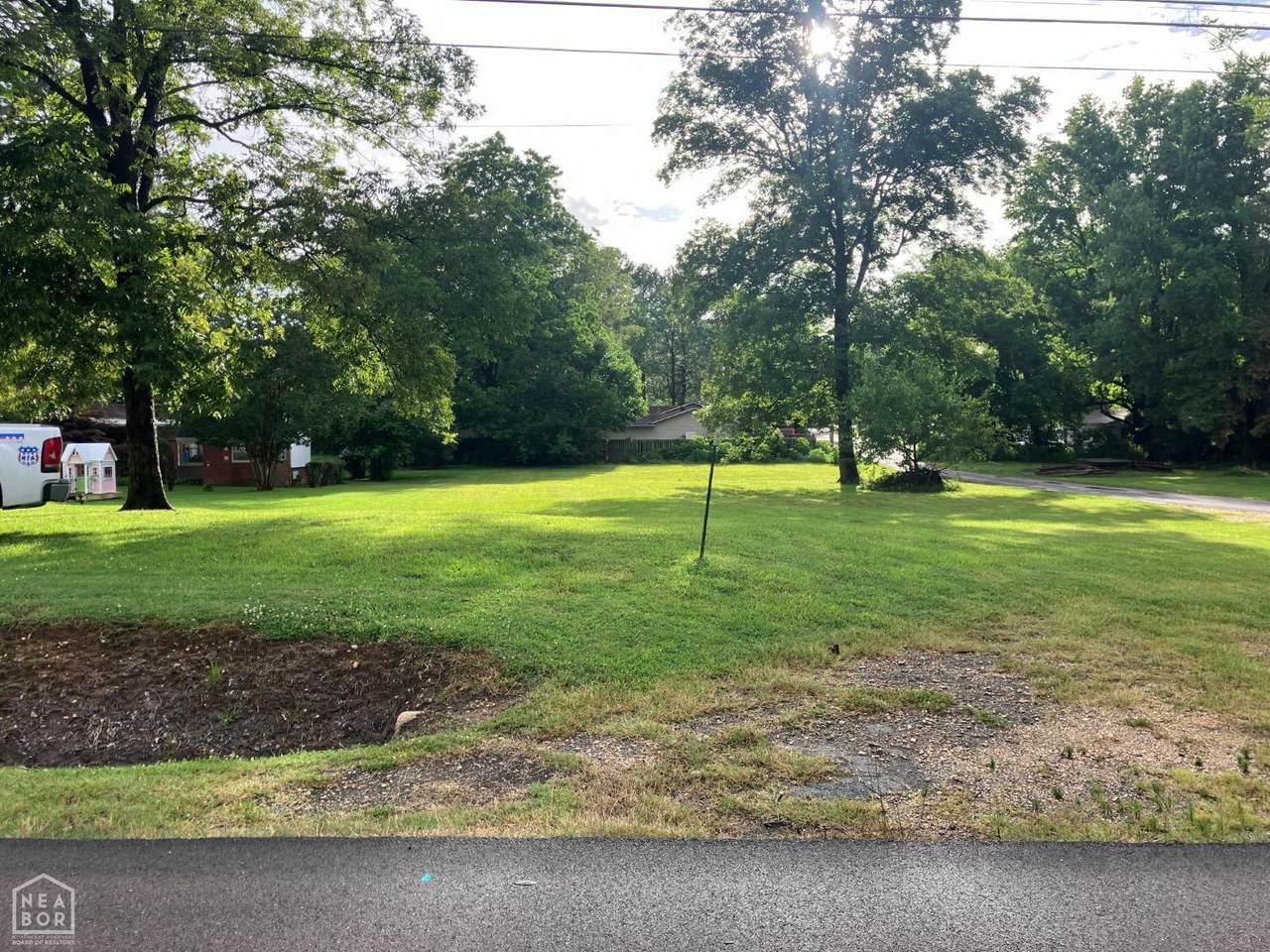573 Houston Avenue - Photo 1