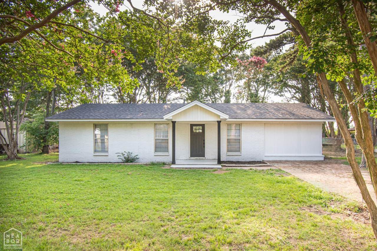 206 Cherry Street - Photo 1