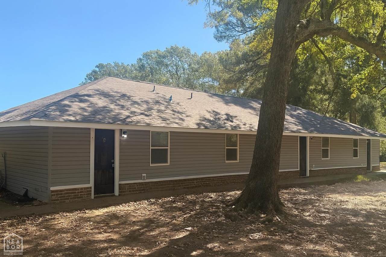 6013 Windham - Photo 1