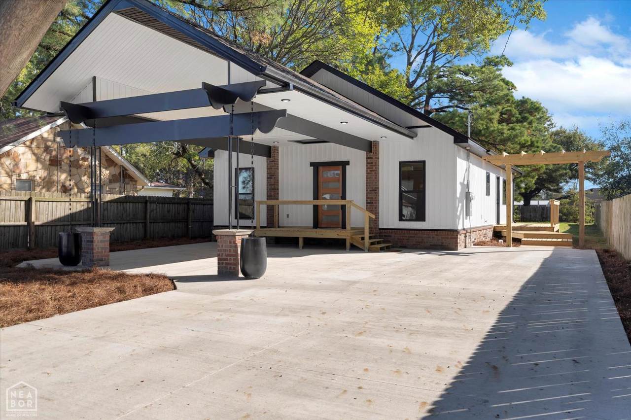 402 San Francisco - Photo 1