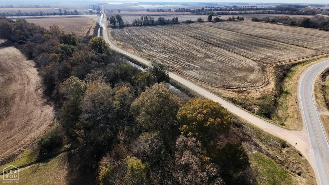 1940 Hwy 90 - Photo 1
