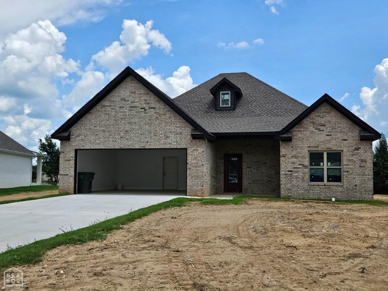 99 Rivercrest - Photo 1
