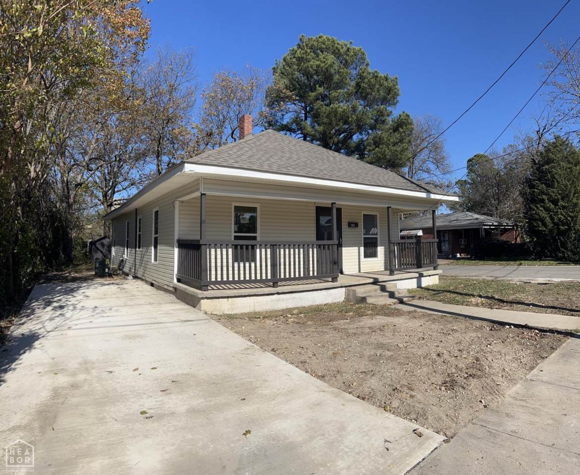 1302 Monroe - Photo 1