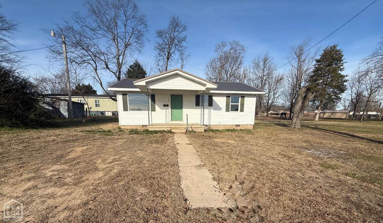 303 3rd Street - Photo 1