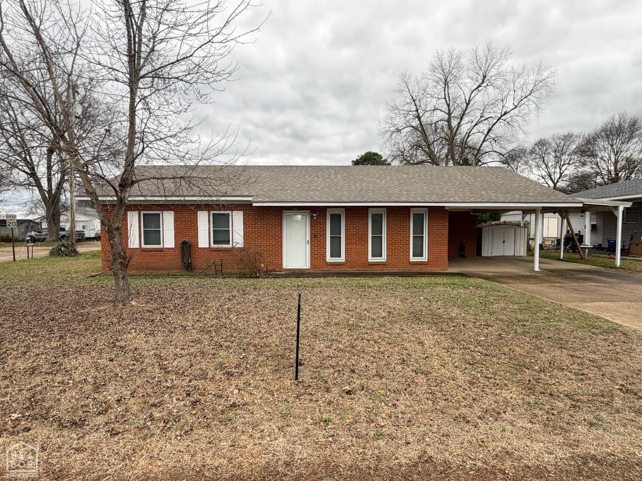 201 Elm Street - Photo 1