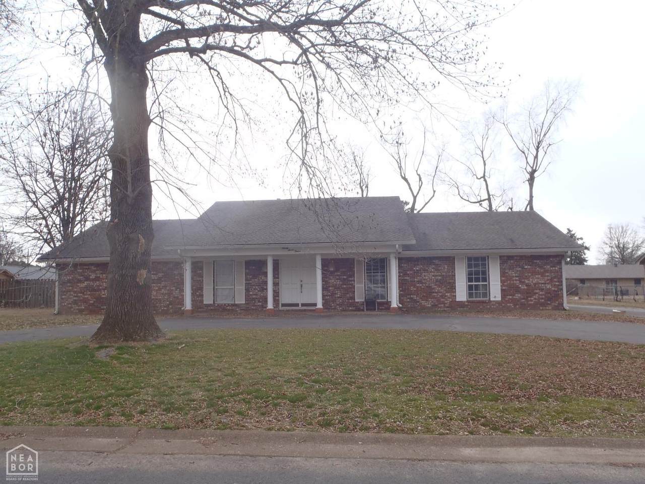 https://bt-photos.global.ssl.fastly.net/jonesboro/1280_boomver_1_10127251-2.jpg