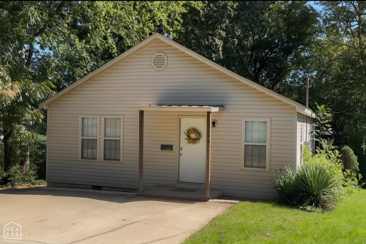 1208 Turner Street - Photo 1