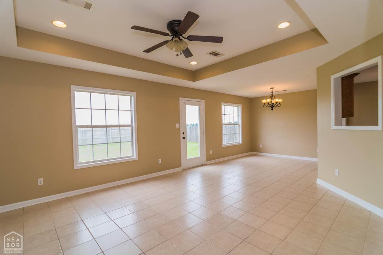 https://bt-photos.global.ssl.fastly.net/jonesboro/1280_boomver_1_10127408-2.jpg