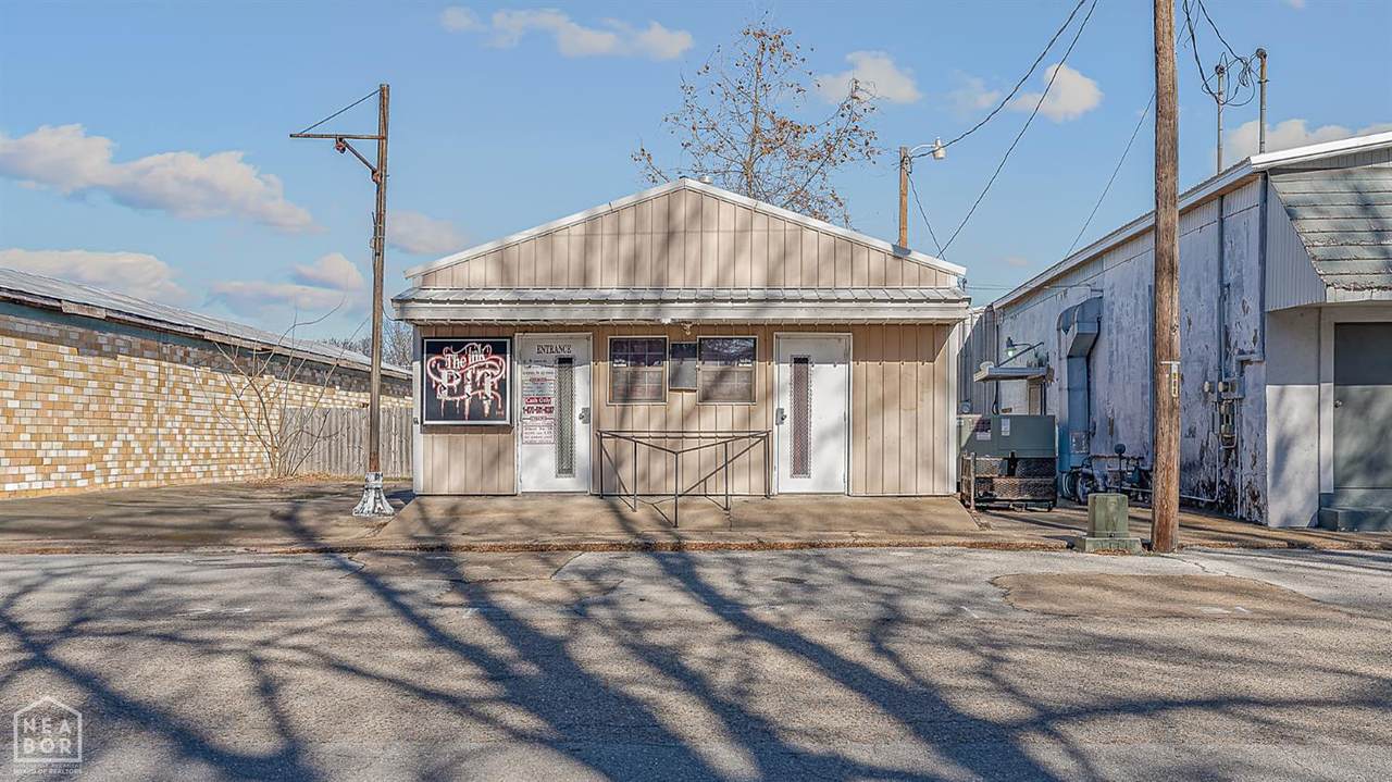 108 Dewey Street - Photo 1