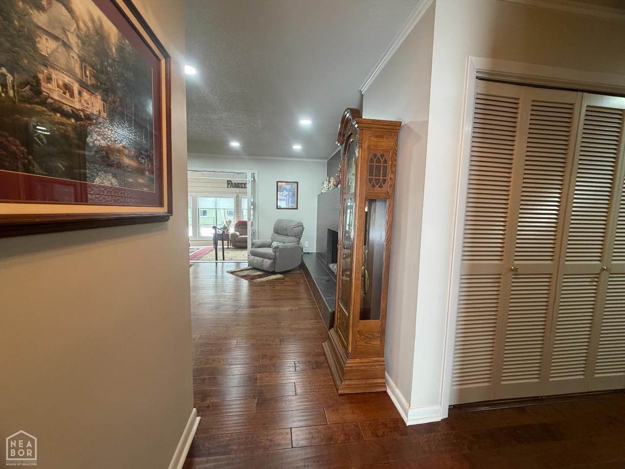 https://bt-photos.global.ssl.fastly.net/jonesboro/1280_boomver_2_10127494-2.jpg