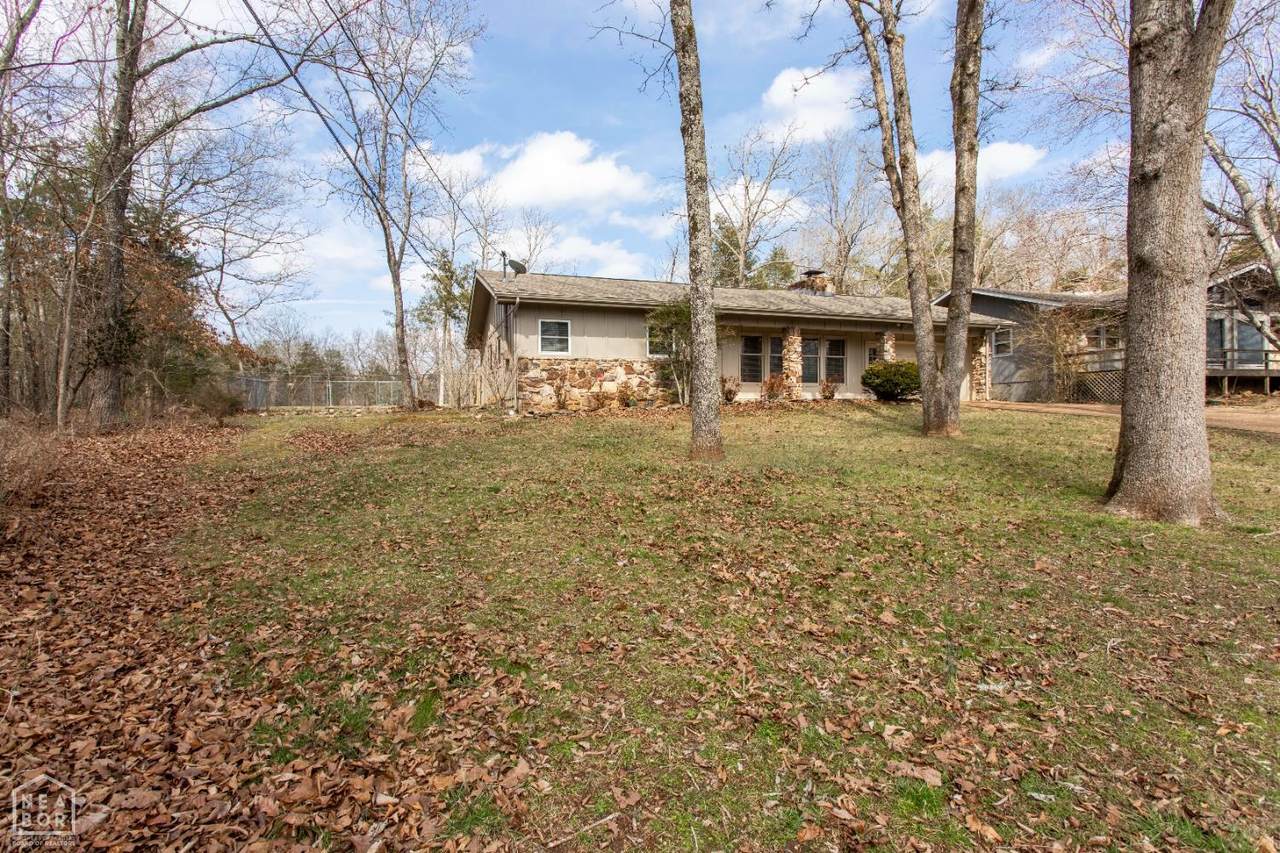 7 Winnebago Drive - Photo 1