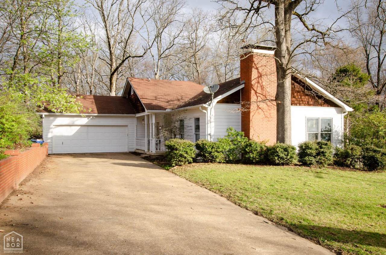 602 Arrowhead Drive - Photo 1