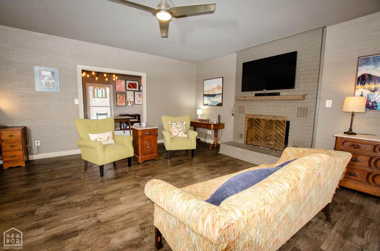https://bt-photos.global.ssl.fastly.net/jonesboro/1280_boomver_1_10128316-2.jpg