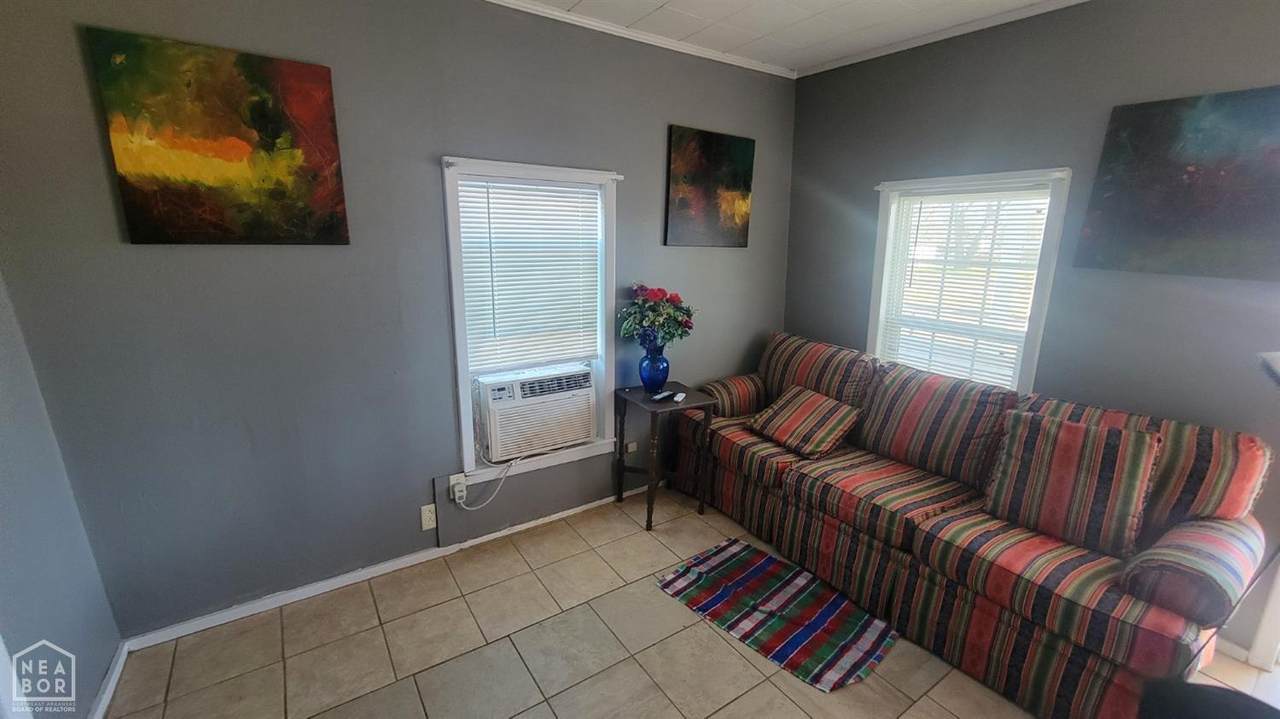 https://bt-photos.global.ssl.fastly.net/jonesboro/1280_boomver_1_10128382-2.jpg