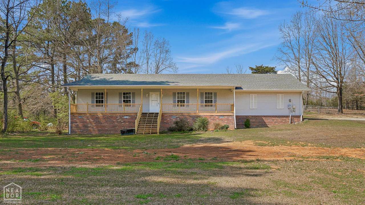 1006 Roselee Drive - Photo 1