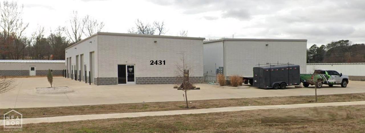 2431 Washington Avenue - Photo 1