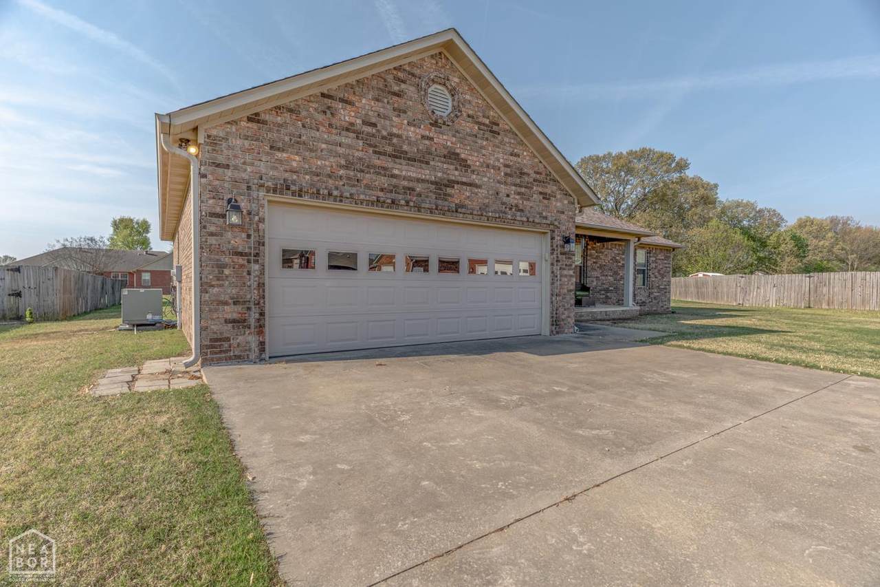 https://bt-photos.global.ssl.fastly.net/jonesboro/1280_boomver_1_10128596-2.jpg