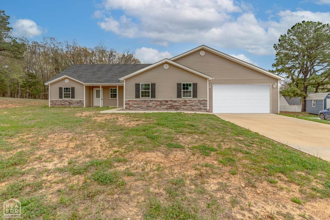 2516 Rebecca Drive - Photo 1