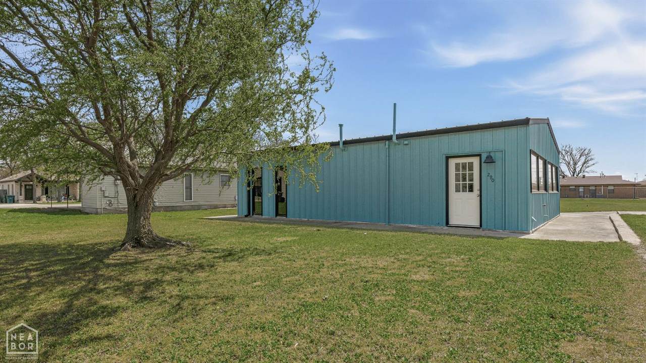 290 Sandusky Drive - Photo 1