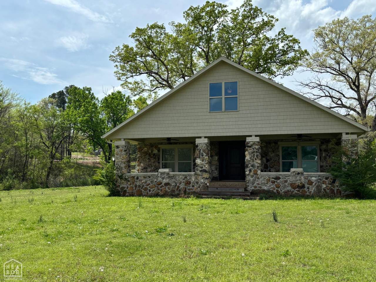 429 Ferguson - Photo 1