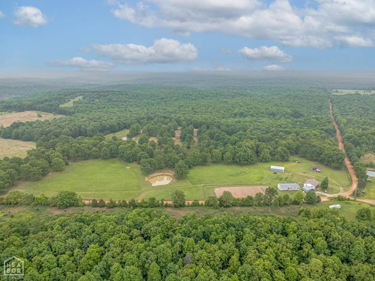 https://bt-photos.global.ssl.fastly.net/jonesboro/1280_boomver_1_10129176-2.jpg