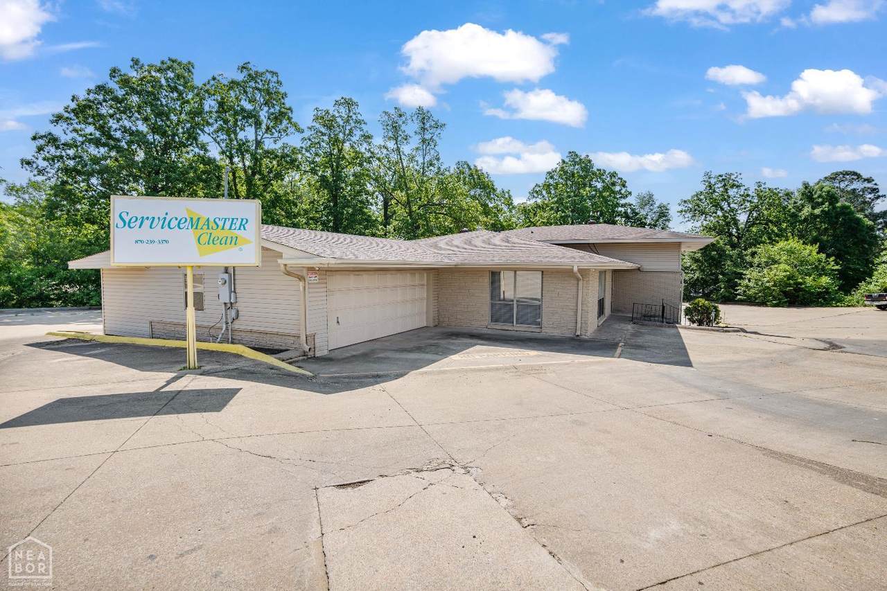 1011 Linwood Drive - Photo 1