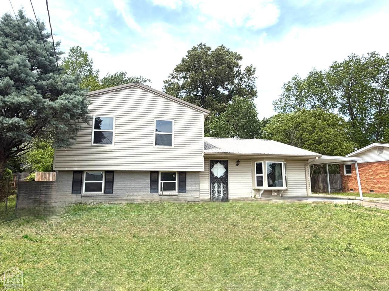 2708 Noble Drive - Photo 1