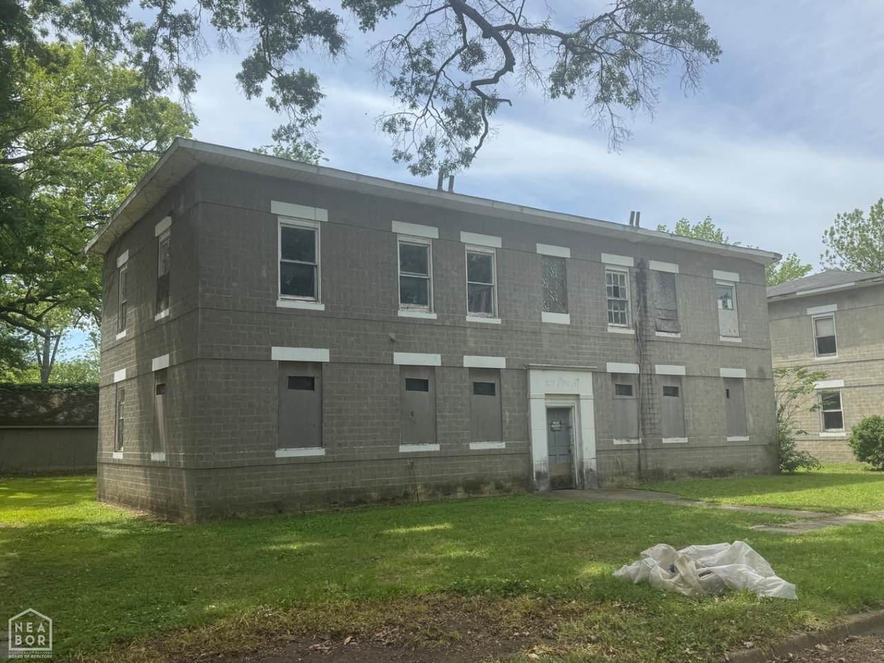 205 Pine 20 Units - Photo 1