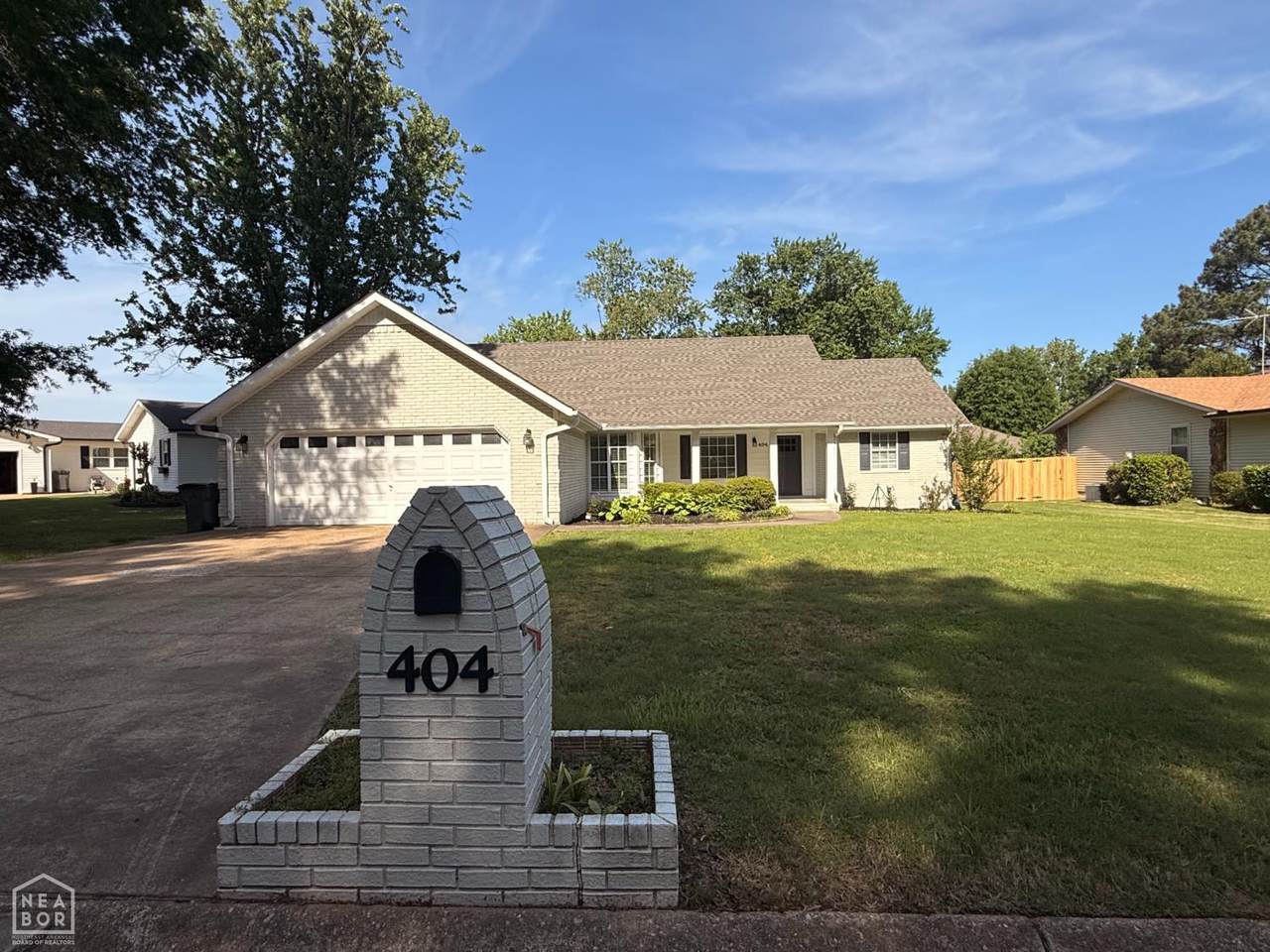 404 Meriwether Drive - Photo 1