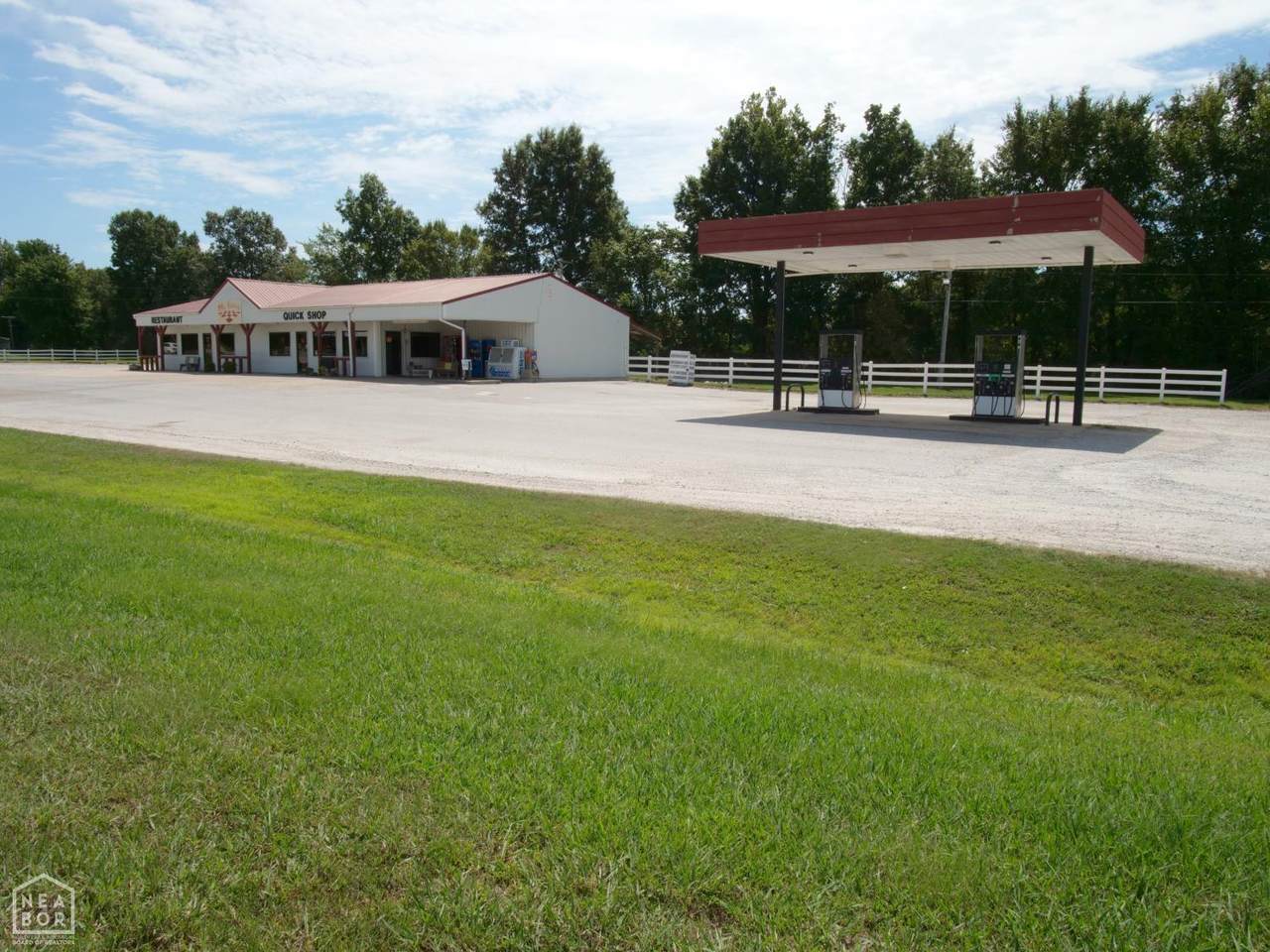 https://bt-photos.global.ssl.fastly.net/jonesboro/1280_boomver_1_10129343-2.jpg