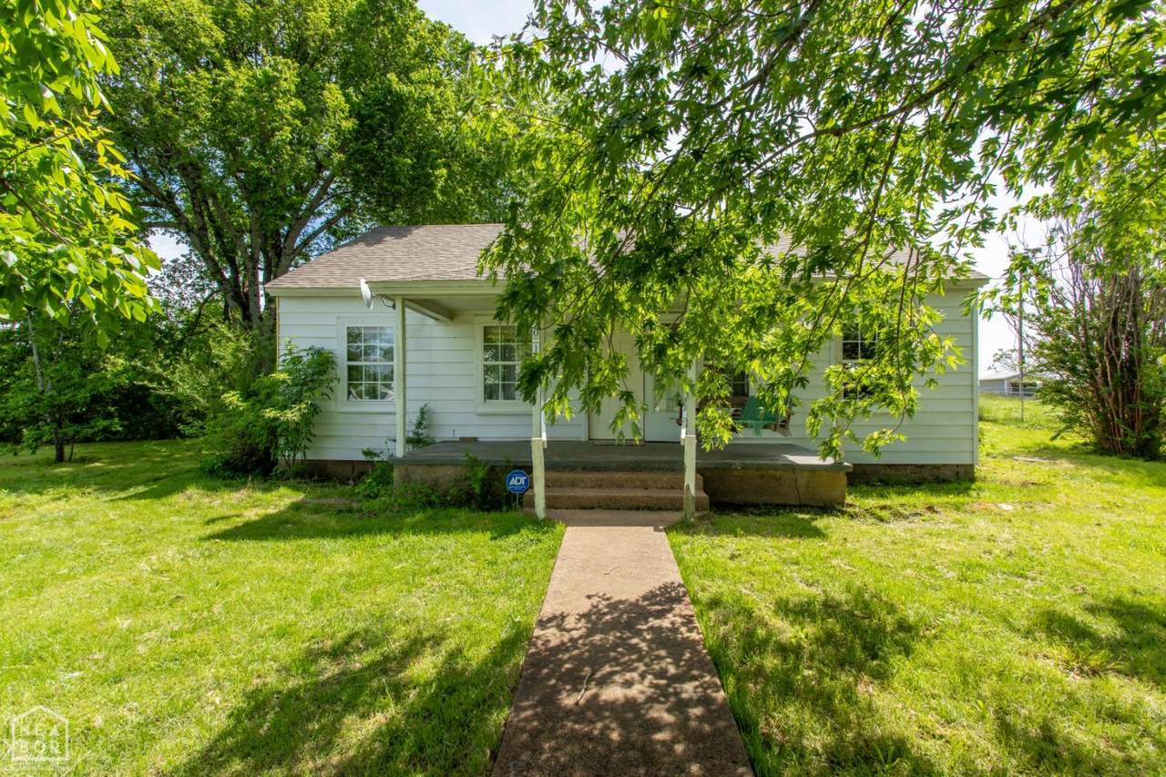 101 2nd Street - Photo 1