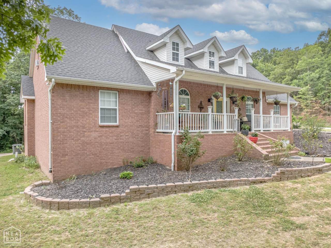 https://bt-photos.global.ssl.fastly.net/jonesboro/1280_boomver_1_10129554-2.jpg