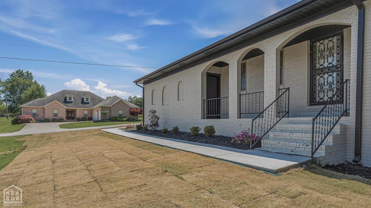 https://bt-photos.global.ssl.fastly.net/jonesboro/1280_boomver_1_10129590-2.jpg