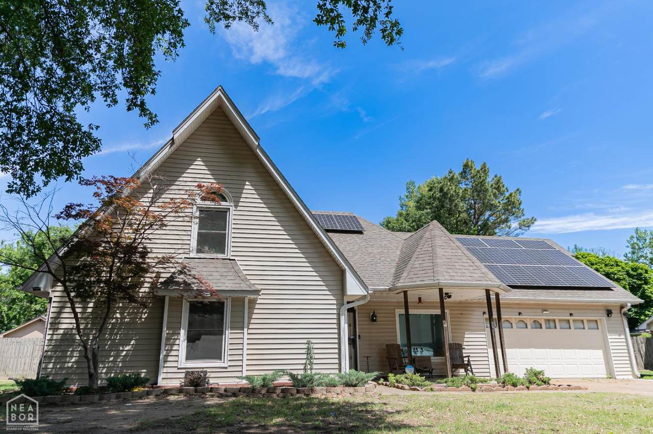 812 Putting Green Drive - Photo 1