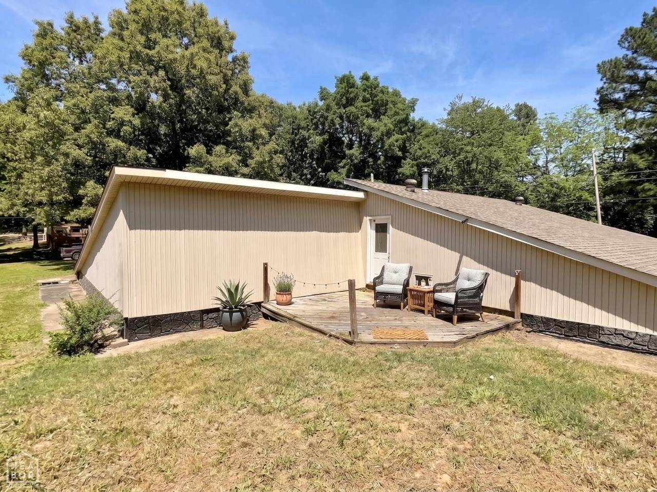 3813 Pamela Drive - Photo 1