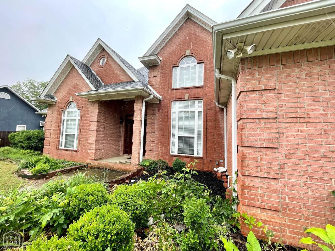 https://bt-photos.global.ssl.fastly.net/jonesboro/1280_boomver_1_10129895-2.jpg