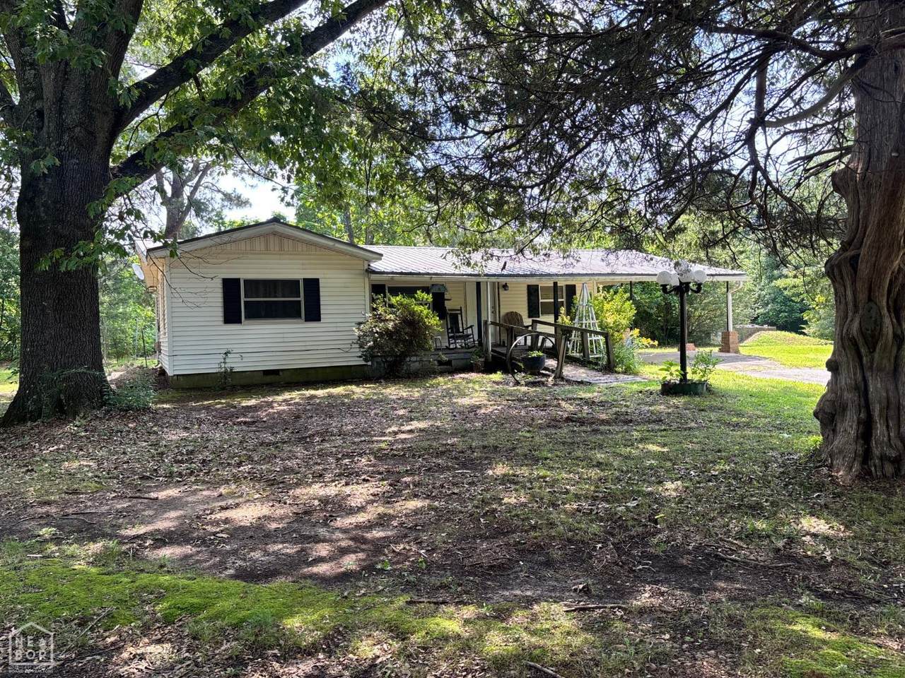 1612 Duncan - Photo 1