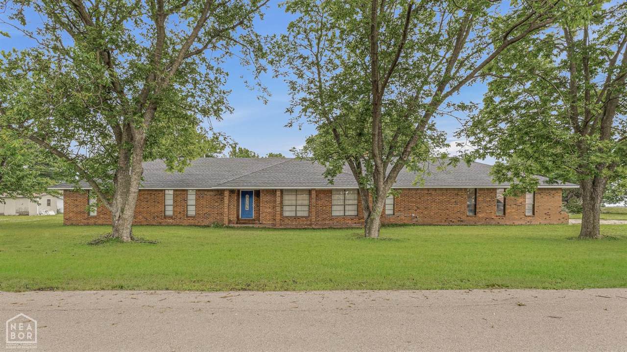 406 Ash Street - Photo 1