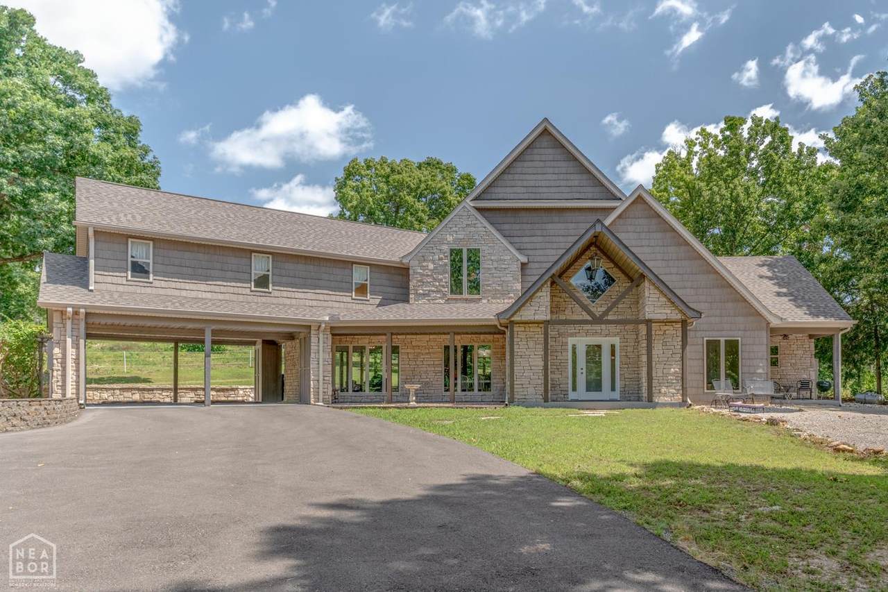 2214 Diamond Lake Drive - Photo 1