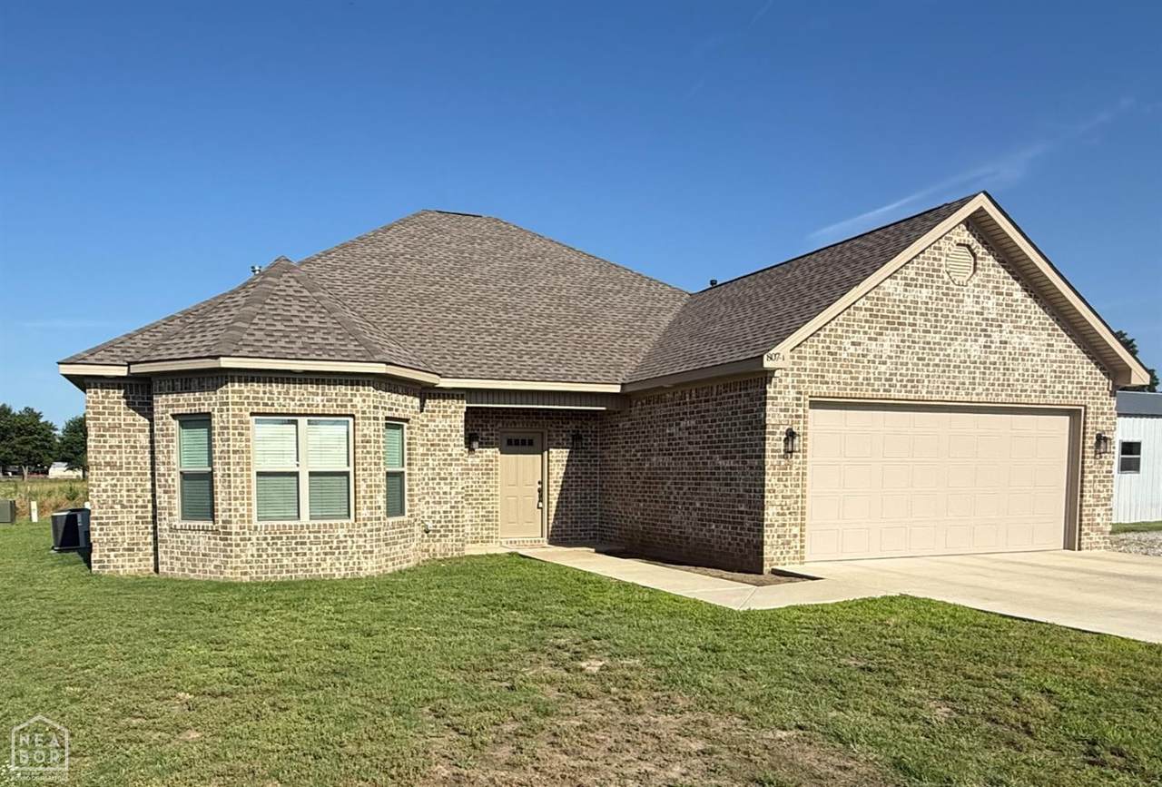 807 Byron Lane - Photo 1